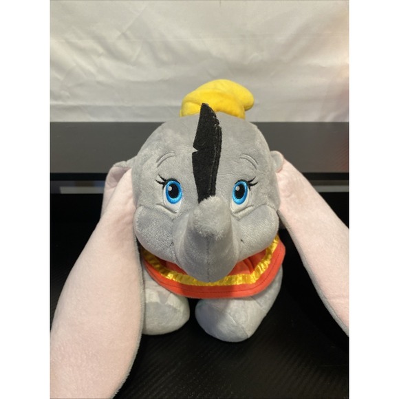 Disney Store Dumbo With Feather in Nose Plush Large 18" Hat Gray Yellow Coral - Picture 1 of 7